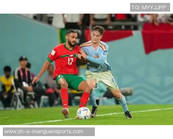 年轻时颜值爆表的足球明星们帅气照片，回顾他们的青春风采